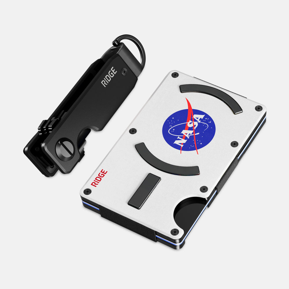 Daily Driver Kit For Magsafe - NASA - Royal Black